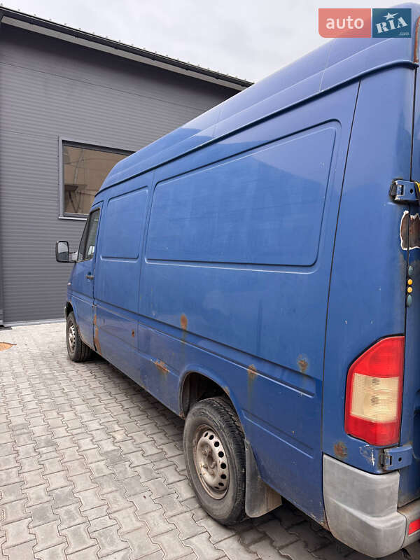 Микроавтобус грузовой (до 3,5т) Mercedes-Benz Sprinter 2004 в Ивано-Франковске фото 4 Микроавтобус грузовой (до 3,5т) Mercedes-Benz Sprinter 2004 в Ивано-Франковске