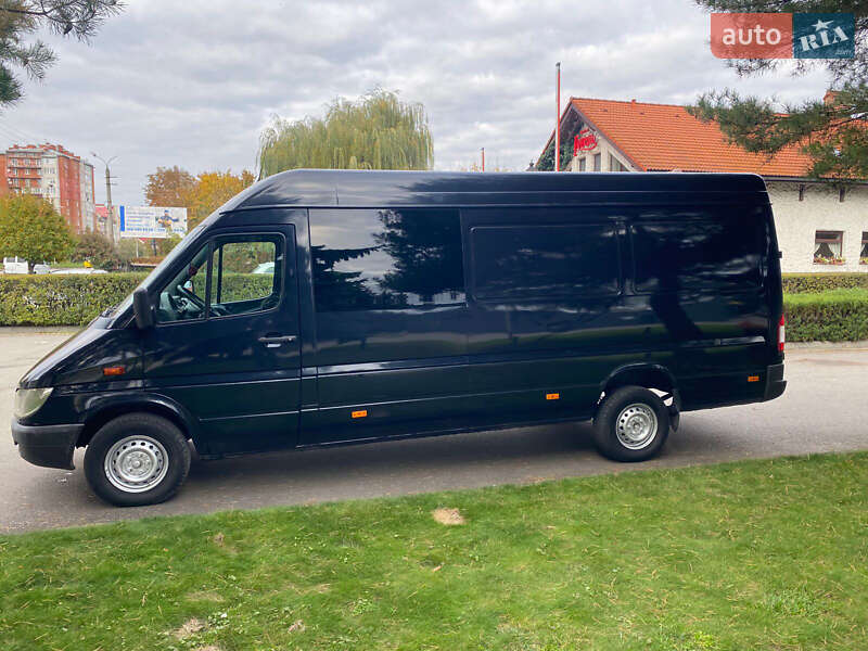 Вантажний фургон Mercedes-Benz Sprinter 2005 в Івано-Франківську