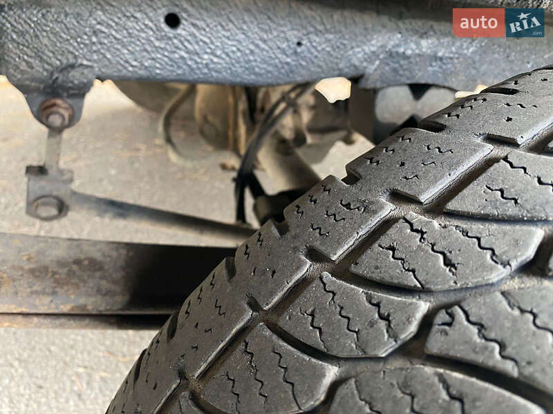 Вантажний фургон Mercedes-Benz Sprinter 2005 в Івано-Франківську