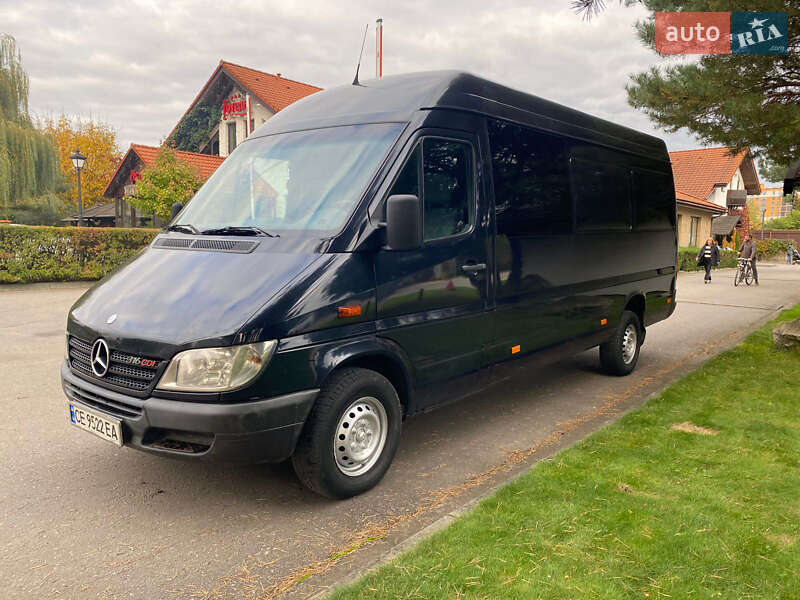 Вантажний фургон Mercedes-Benz Sprinter 2005 в Івано-Франківську
