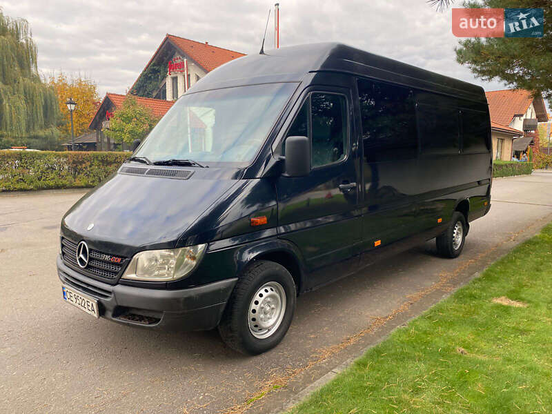 Вантажний фургон Mercedes-Benz Sprinter 2005 в Івано-Франківську