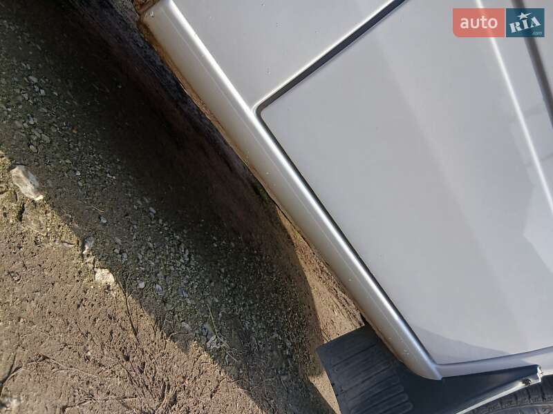 Грузовой фургон Mercedes-Benz Sprinter 2006 в Каменец-Подольском фото 6 Грузовой фургон Mercedes-Benz Sprinter 2006 в Каменец-Подольском