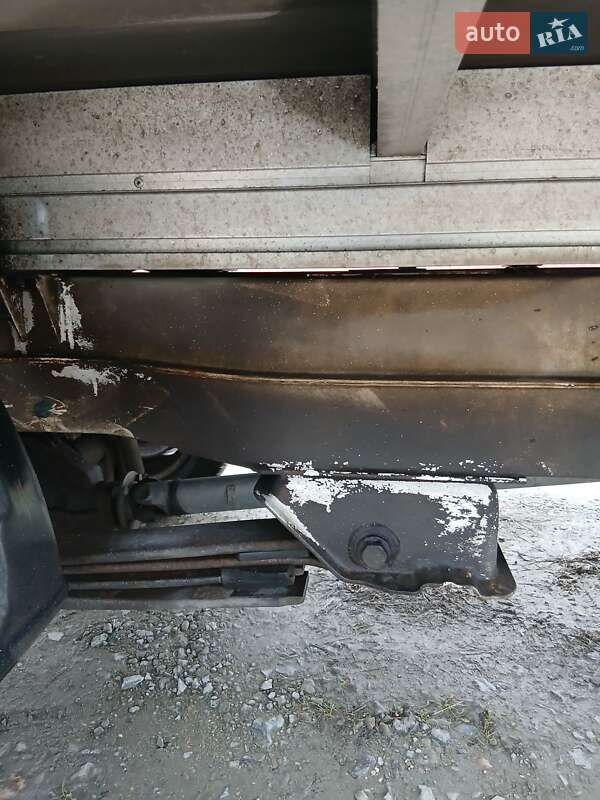 Грузовой фургон Mercedes-Benz Sprinter 2006 в Каменец-Подольском фото 29 Грузовой фургон Mercedes-Benz Sprinter 2006 в Каменец-Подольском