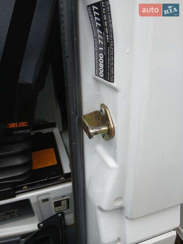 Грузовой фургон Mercedes-Benz Sprinter 2006 в Каменец-Подольском фото 62 Грузовой фургон Mercedes-Benz Sprinter 2006 в Каменец-Подольском