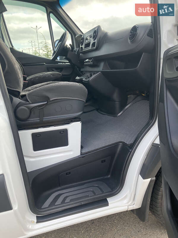 Тентований Mercedes-Benz Sprinter 2019 в Одесі фото 16 Тентований Mercedes-Benz Sprinter 2019 в Одесі