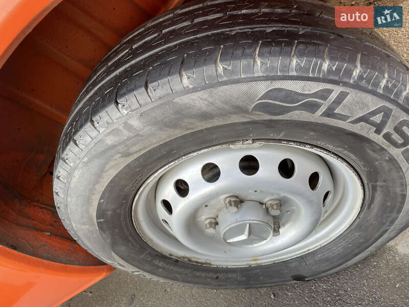 Микроавтобус Mercedes-Benz Sprinter 2004 в Черновцах фото 8 Микроавтобус Mercedes-Benz Sprinter 2004 в Черновцах