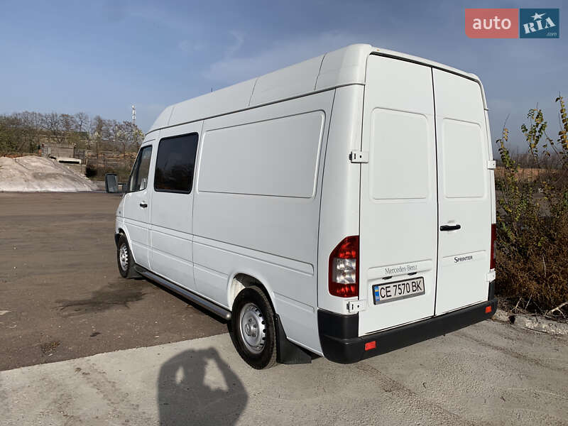 Вантажопасажирський фургон Mercedes-Benz Sprinter 2002 в Ізмаїлі фото 7 Вантажопасажирський фургон Mercedes-Benz Sprinter 2002 в Ізмаїлі