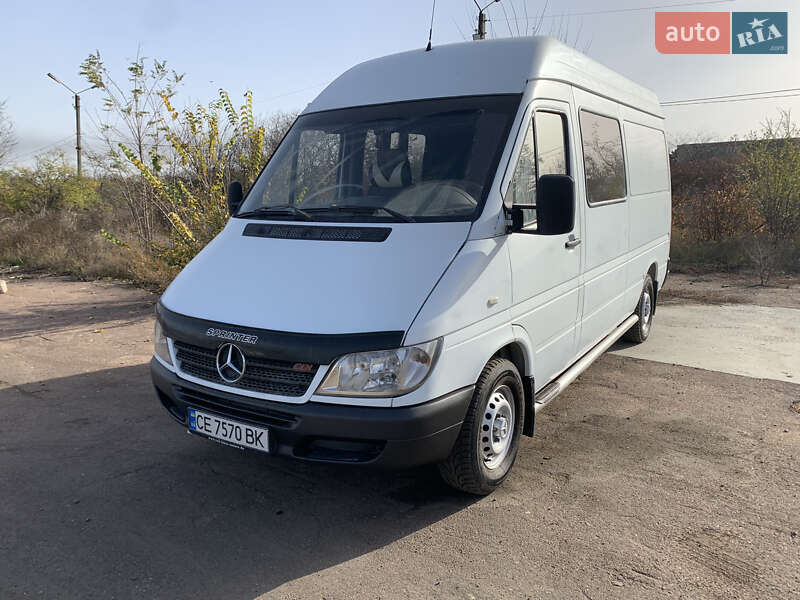 Вантажопасажирський фургон Mercedes-Benz Sprinter 2002 в Ізмаїлі фото Вантажопасажирський фургон Mercedes-Benz Sprinter 2002 в Ізмаїлі