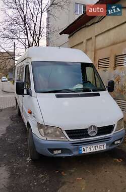 Універсал Mercedes-Benz Sprinter 2004 в Івано-Франківську