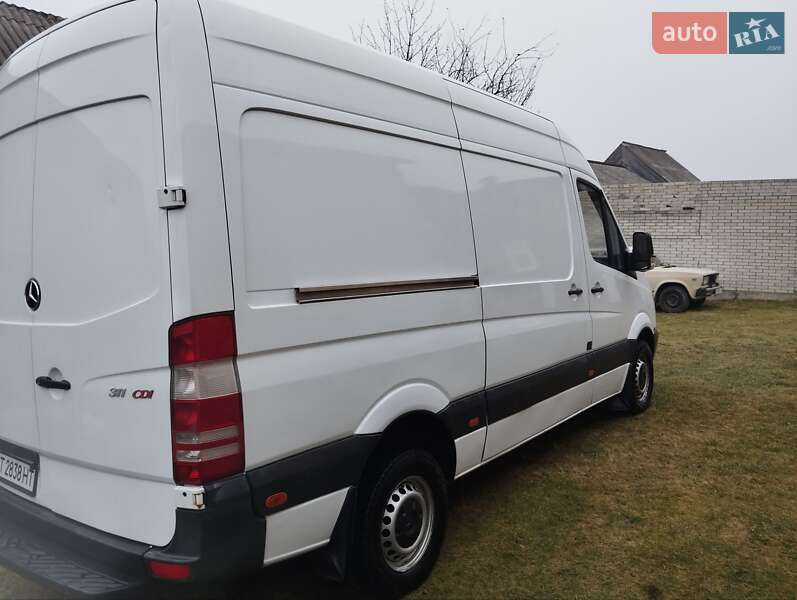 Грузовой фургон Mercedes-Benz Sprinter 2006 в Долине фото 4 Грузовой фургон Mercedes-Benz Sprinter 2006 в Долине