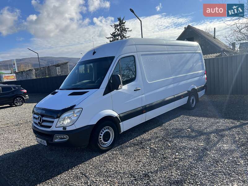 Вантажний фургон Mercedes-Benz Sprinter 2011 в Виноградові