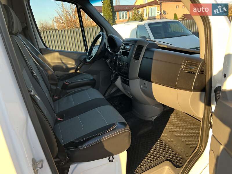 Вантажний фургон Mercedes-Benz Sprinter 2011 в Виноградові