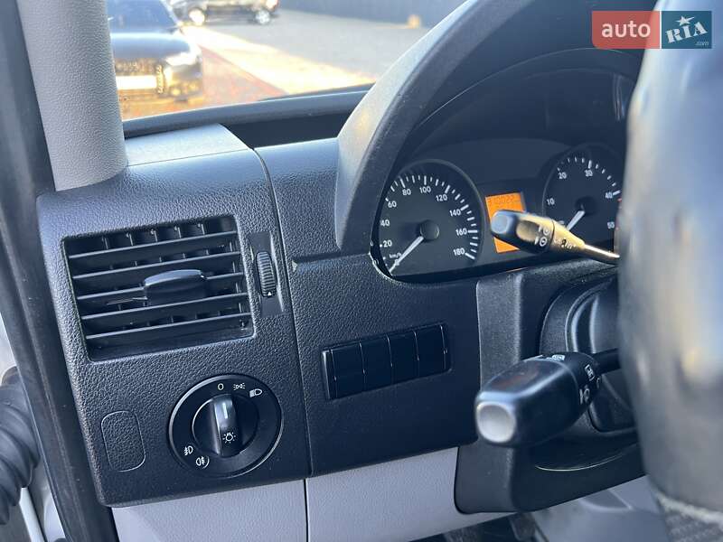 Вантажний фургон Mercedes-Benz Sprinter 2011 в Виноградові