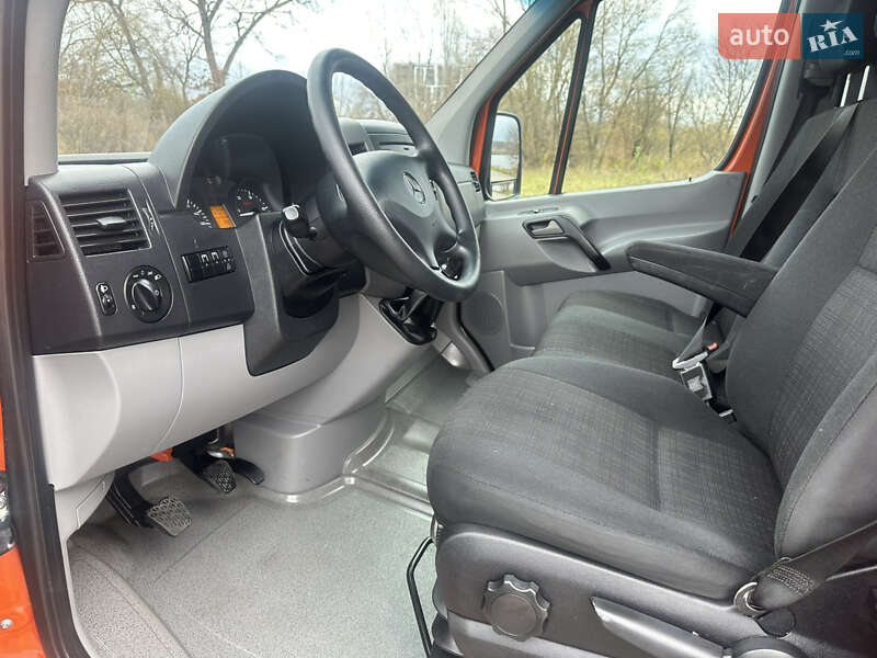 Грузовой фургон Mercedes-Benz Sprinter 2016 в Бердичеве