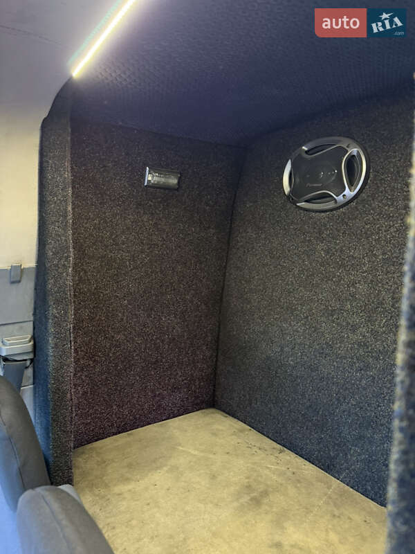 Другие автобусы Mercedes-Benz Sprinter 2001 в Ровно