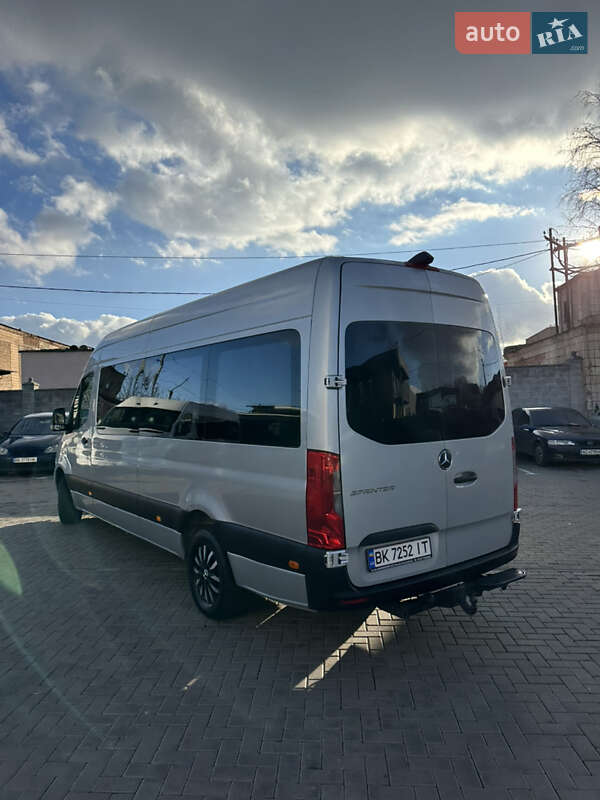 Микроавтобус Mercedes-Benz Sprinter 2018 в Ровно фото 5 Микроавтобус Mercedes-Benz Sprinter 2018 в Ровно