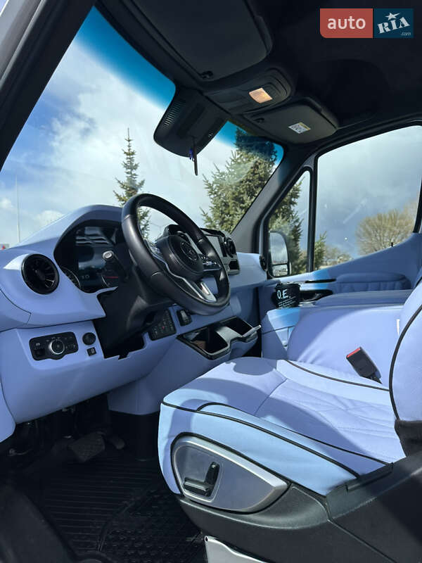 Микроавтобус Mercedes-Benz Sprinter 2018 в Ровно фото 28 Микроавтобус Mercedes-Benz Sprinter 2018 в Ровно