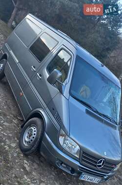 Минивэн Mercedes-Benz Sprinter 2006 в Воловце