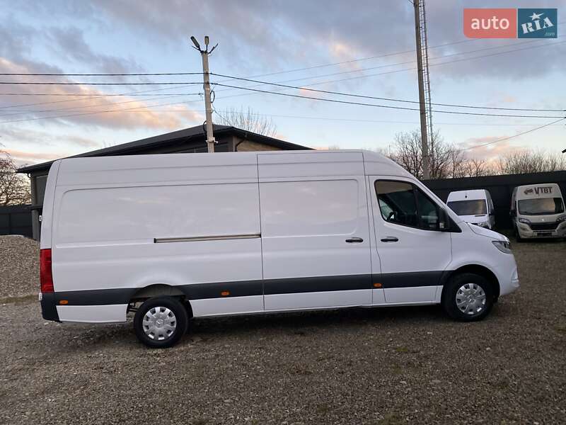 Грузовой фургон Mercedes-Benz Sprinter 2022 в Хусте