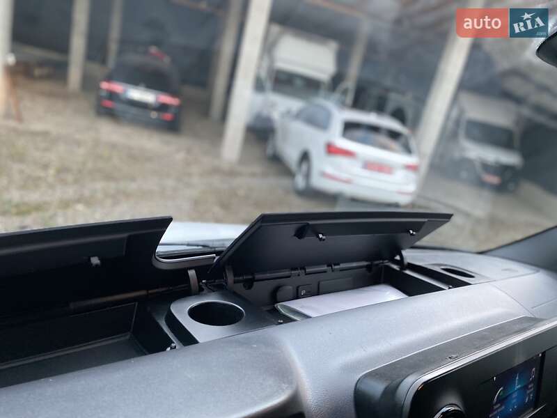 Грузовой фургон Mercedes-Benz Sprinter 2022 в Хусте