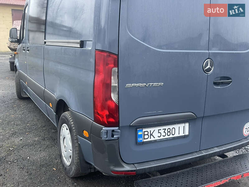 Минивэн Mercedes-Benz Sprinter 2018 в Костополе