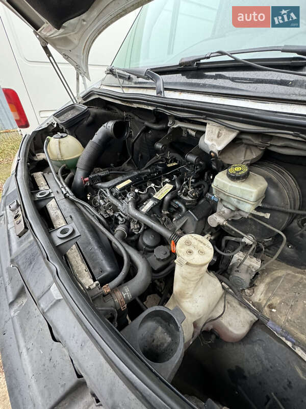 Микроавтобус грузовой (до 3,5т) Mercedes-Benz Sprinter 2012 в Киеве