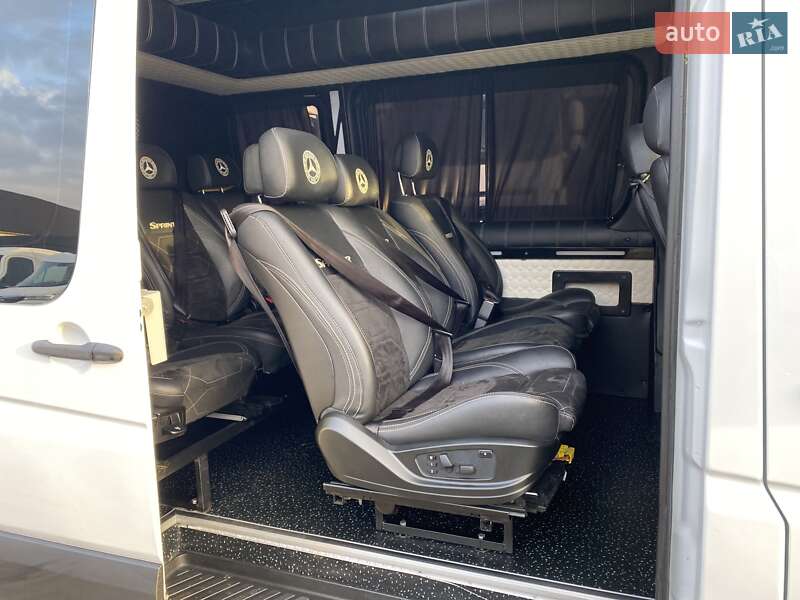 Грузопассажирский фургон Mercedes-Benz Sprinter 2018 в Мукачево