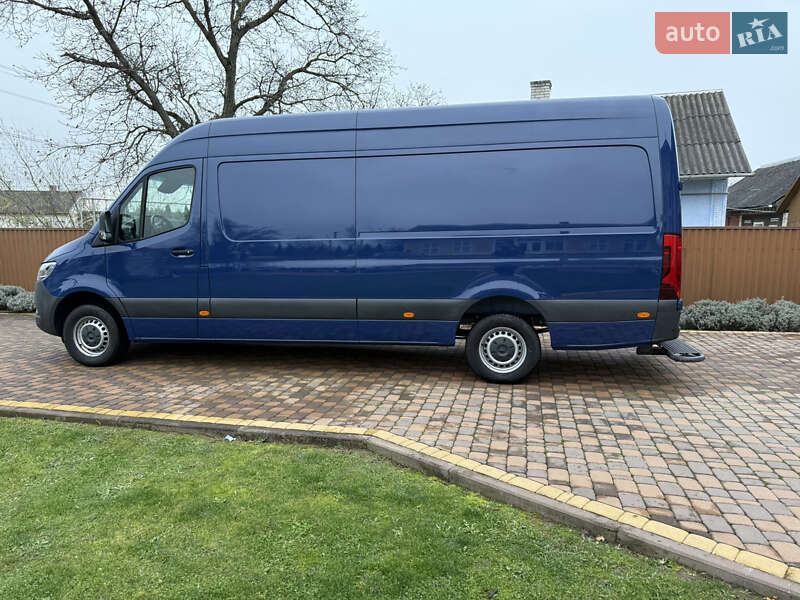 Грузовой фургон Mercedes-Benz Sprinter 2021 в Черновцах