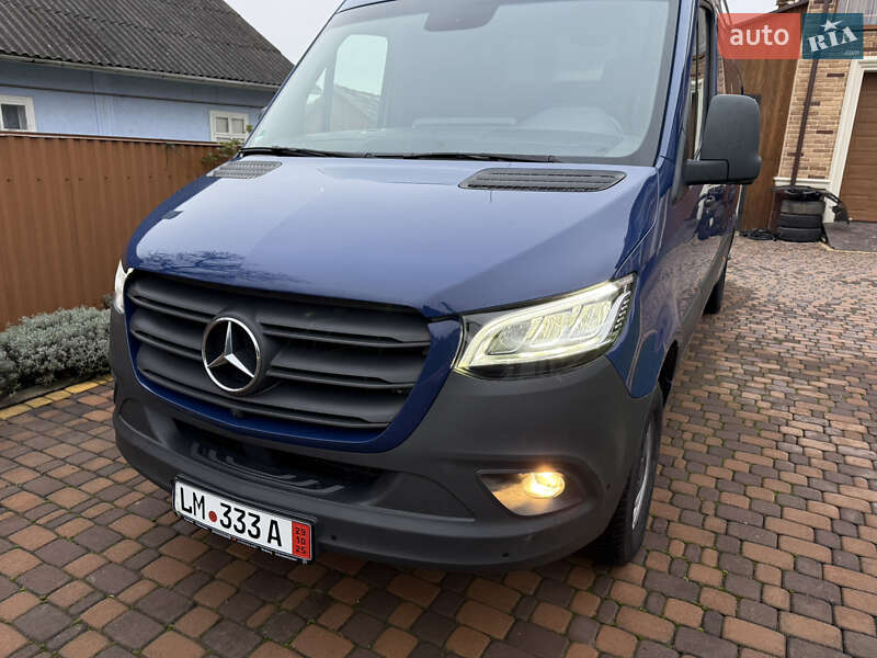Грузовой фургон Mercedes-Benz Sprinter 2021 в Черновцах