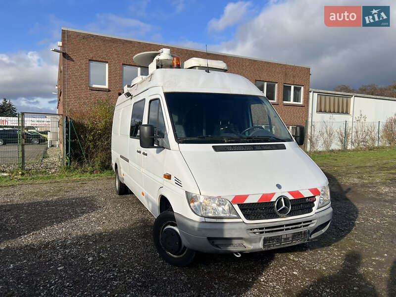 Mercedes-Benz Sprinter 2005
