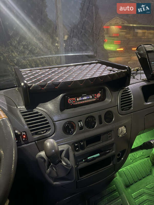 Городской автобус Mercedes-Benz Sprinter 2002 в Виннице фото 20 Городской автобус Mercedes-Benz Sprinter 2002 в Виннице