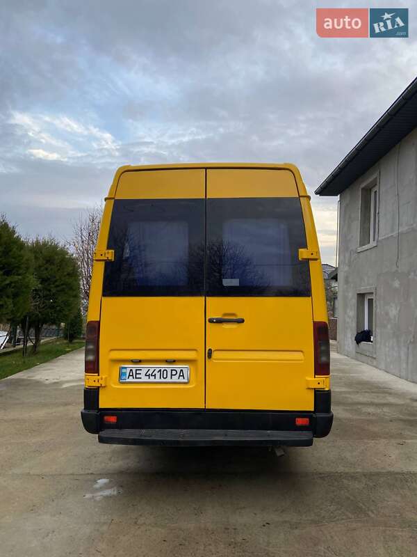 Микроавтобус Mercedes-Benz Sprinter 2003 в Черновцах фото 5 Микроавтобус Mercedes-Benz Sprinter 2003 в Черновцах