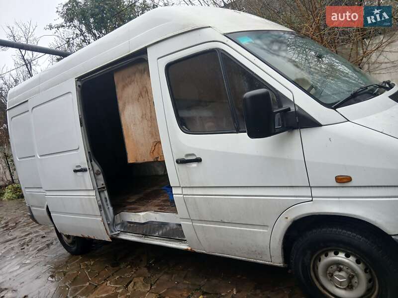 Грузовой фургон Mercedes-Benz Sprinter 1999 в Киеве