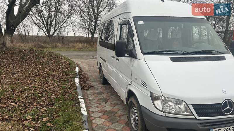 Седан Mercedes-Benz Sprinter 2006 в Черновцах
