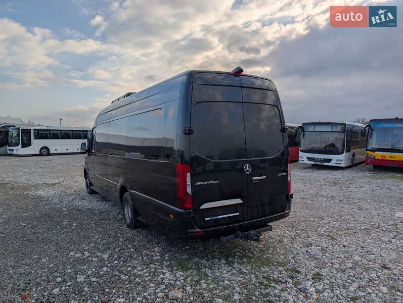 Туристичний / Міжміський автобус Mercedes-Benz Sprinter 2021 в Рівному