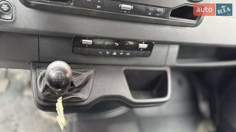 Грузовой фургон Mercedes-Benz Sprinter 2020 в Новояворовске