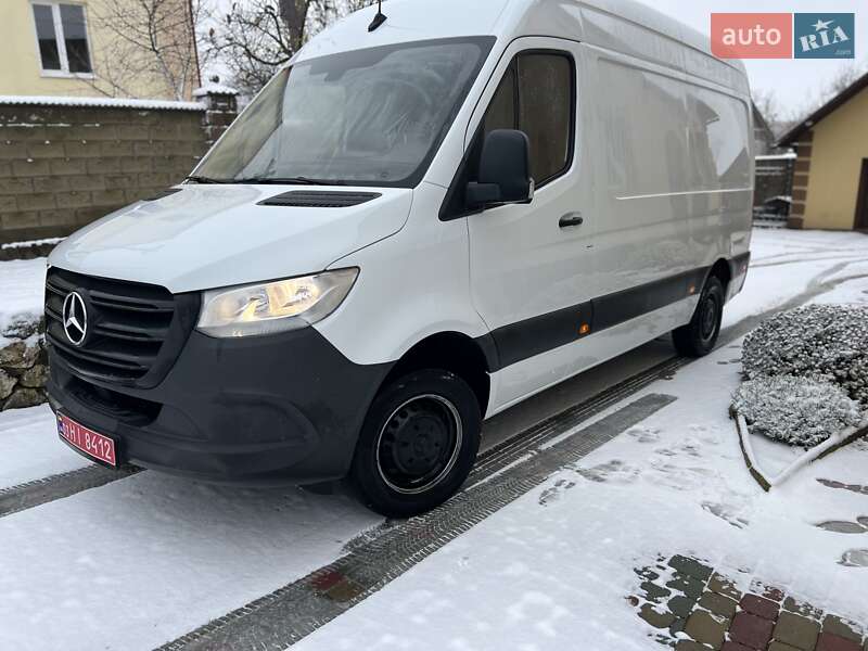 Грузовой фургон Mercedes-Benz Sprinter 2020 в Бродах фото Грузовой фургон Mercedes-Benz Sprinter 2020 в Бродах
