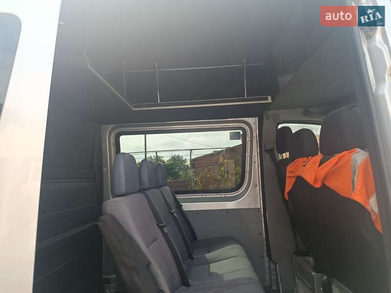 Вантажопасажирський фургон Mercedes-Benz Sprinter 2011 в Львові фото 3 Вантажопасажирський фургон Mercedes-Benz Sprinter 2011 в Львові