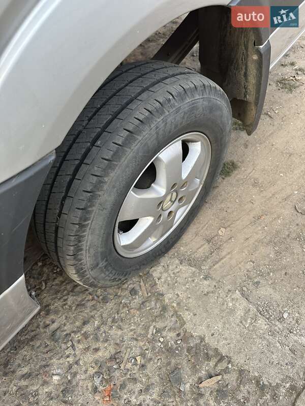 Вантажопасажирський фургон Mercedes-Benz Sprinter 2011 в Львові фото 6 Вантажопасажирський фургон Mercedes-Benz Sprinter 2011 в Львові