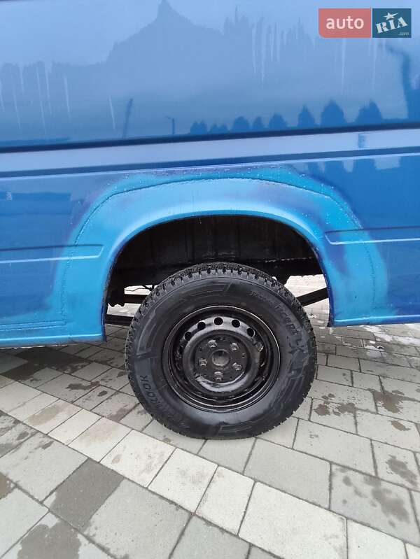 Грузопассажирский фургон Mercedes-Benz Sprinter 1997 в Каменец-Подольском