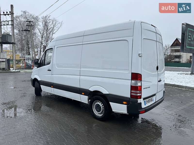 Вантажний фургон Mercedes-Benz Sprinter 2016 в Івано-Франківську