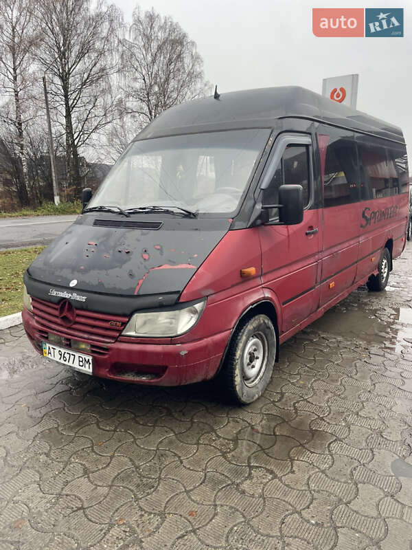 Мікроавтобус Mercedes-Benz Sprinter 2001 в Косові