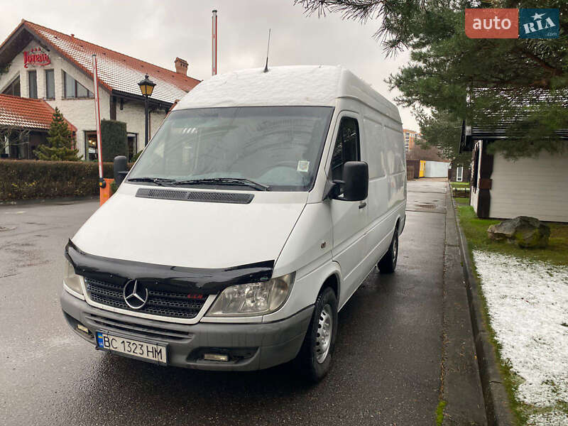 Грузовой фургон Mercedes-Benz Sprinter 2006 в Ивано-Франковске
