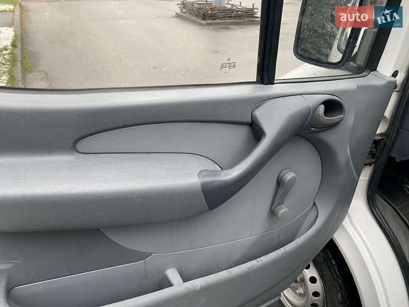 Грузовой фургон Mercedes-Benz Sprinter 2006 в Ивано-Франковске