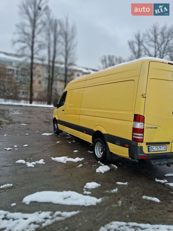 Грузовой фургон Mercedes-Benz Sprinter 2010 в Львове
