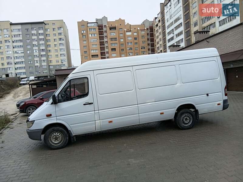 Вантажний фургон Mercedes-Benz Sprinter 2005 в Тернополі