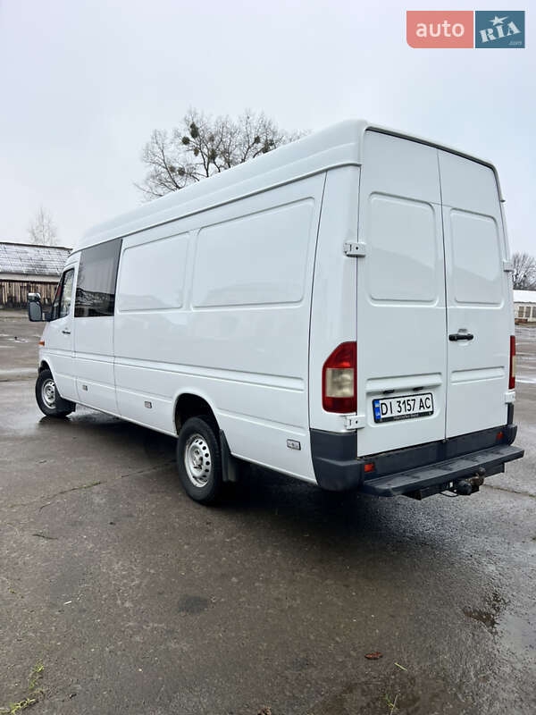Вантажопасажирський фургон Mercedes-Benz Sprinter 2002 в Сарнах