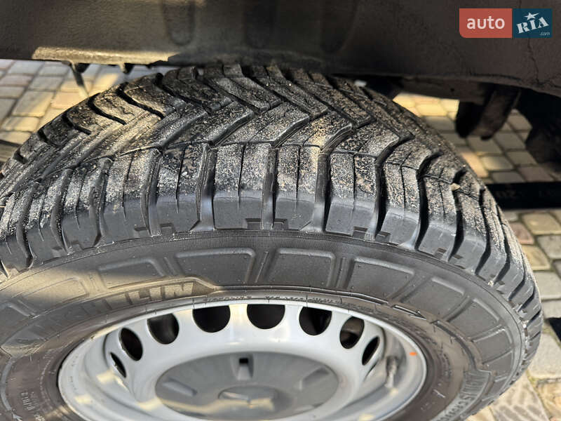 Вантажний фургон Mercedes-Benz Sprinter 2021 в Дубні