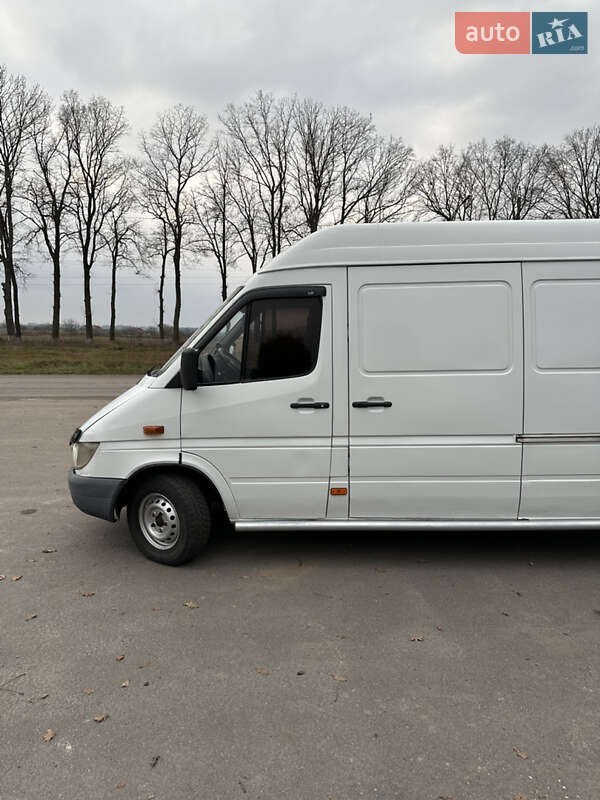 Вантажний фургон Mercedes-Benz Sprinter 2003 в Вінниці