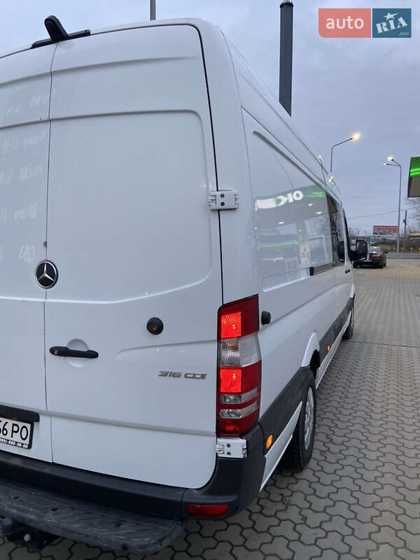 Вантажопасажирський фургон Mercedes-Benz Sprinter 2013 в Боярці фото 8 Вантажопасажирський фургон Mercedes-Benz Sprinter 2013 в Боярці